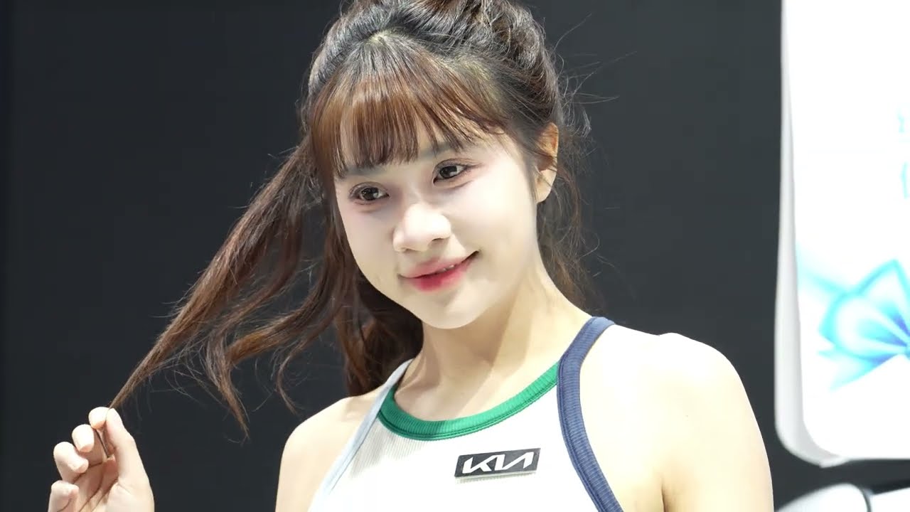 Car Show Girls from China | Beautiful Chinese Girls