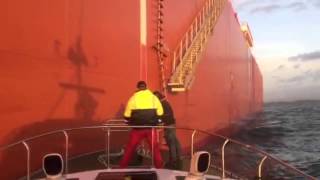 Embarque de Práctico en el Puerto de Ferrol