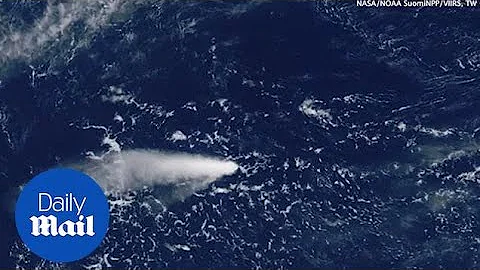 First high-level eruption at submarine volcano in Japan in decade - 天天要闻