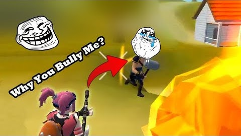 Trolling Noobs in Rocket Royale 🤣