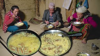 Old Traditional village food Making & eating || A dish made from wheat flour and rice || Nepali food
