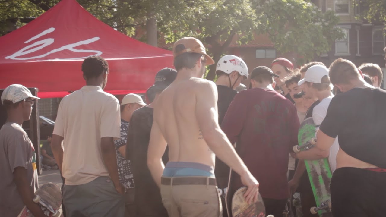 éS GAME OF SKATE | TORONTO: DUNBAT - GO SKATEBOARDING DAY 2017