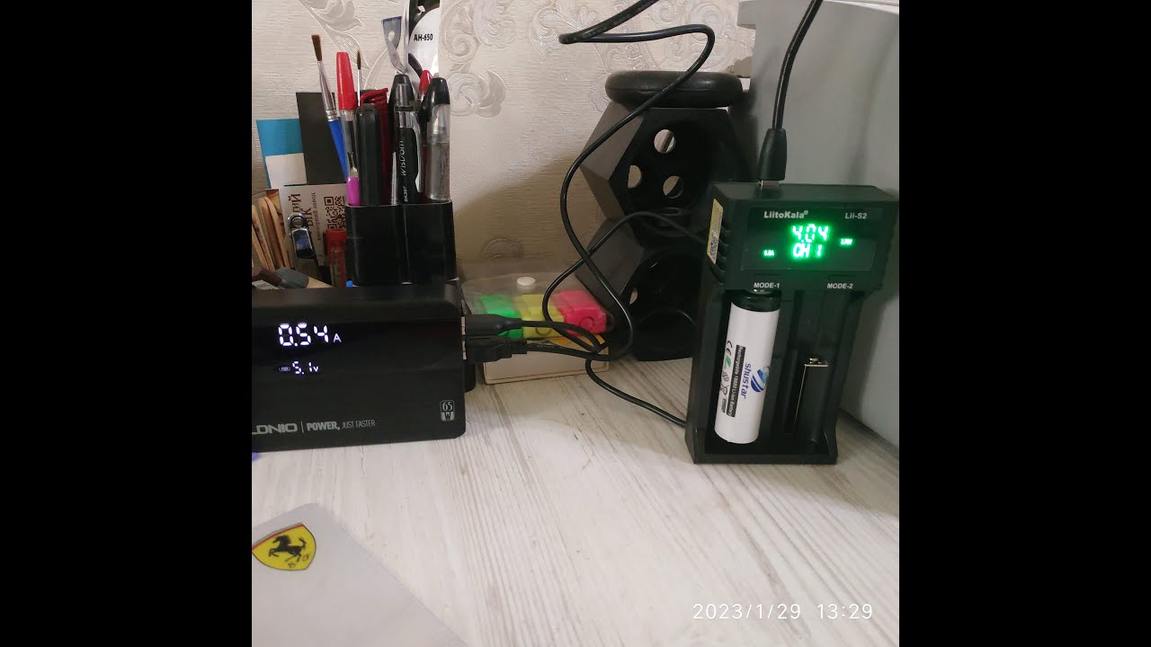 Зарядка для аккумуляторов 18650 и магнитные кабели - YouTube