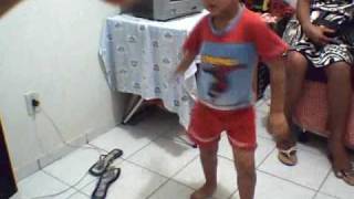 ARTUR FABRISIO DANÇANDO REBOLATION