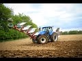 New holland t7270 i 8 plowhshare i plowing