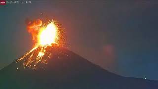 Hikers Just 400 Meters From Large Volcanic Eruption Of Fuego Volcano may 25 2026