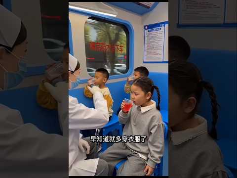 ट्रेन में लाल दवा पी 😂~ Carriage House wooden artist/ #shorts