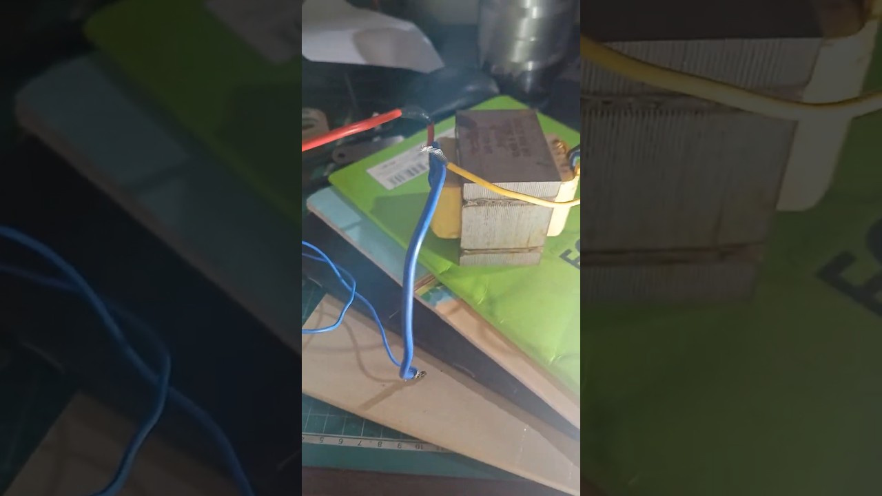 diy Isolation transformer using 2 transformers 💥