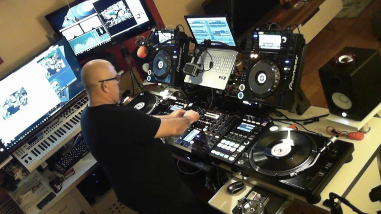 Ilhan Mert Coltu Live Stream