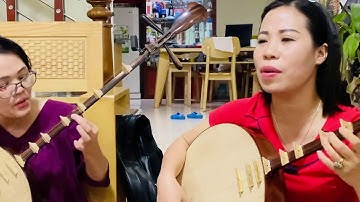 Nhóm chầu văn U60 tập ghép vừa đàn vừa hát bài Chân Quê (Nguyễn Bính)- lớp NS Tuyết Tuyết phụ trách