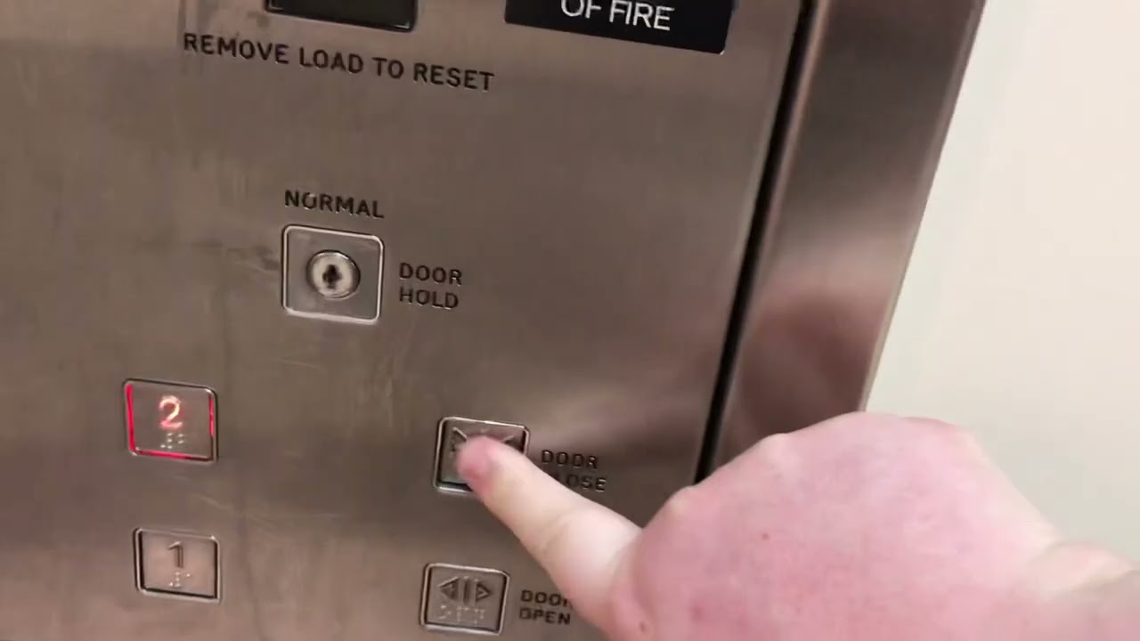 Glasgow Lift Adventure in the City Centre