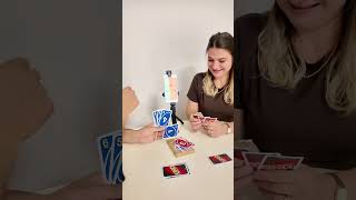 Uno Zar Kartlarını İlk Bitiren Kazandı