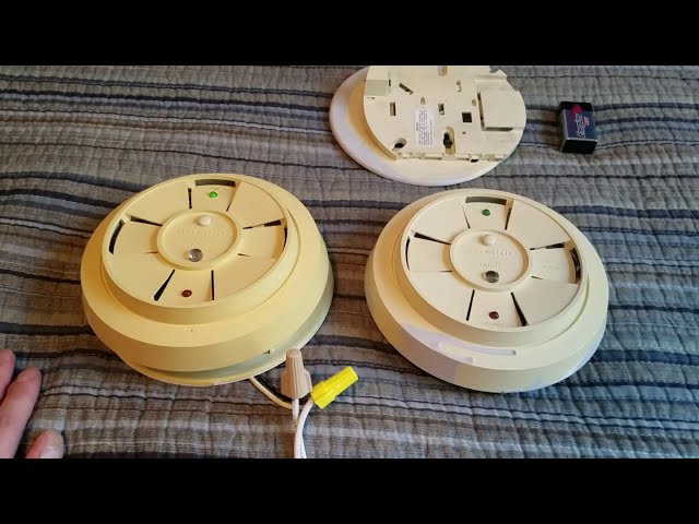 Fyrnetics Lifesaver 1255 Smoke Detectors (Dual Demo)