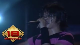 GIGI - Kepastian Yang Kutunggu (Live Konser Pekanbaru 30 Maret 2008)