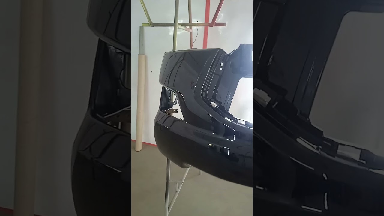 Pengecata bamper mobil