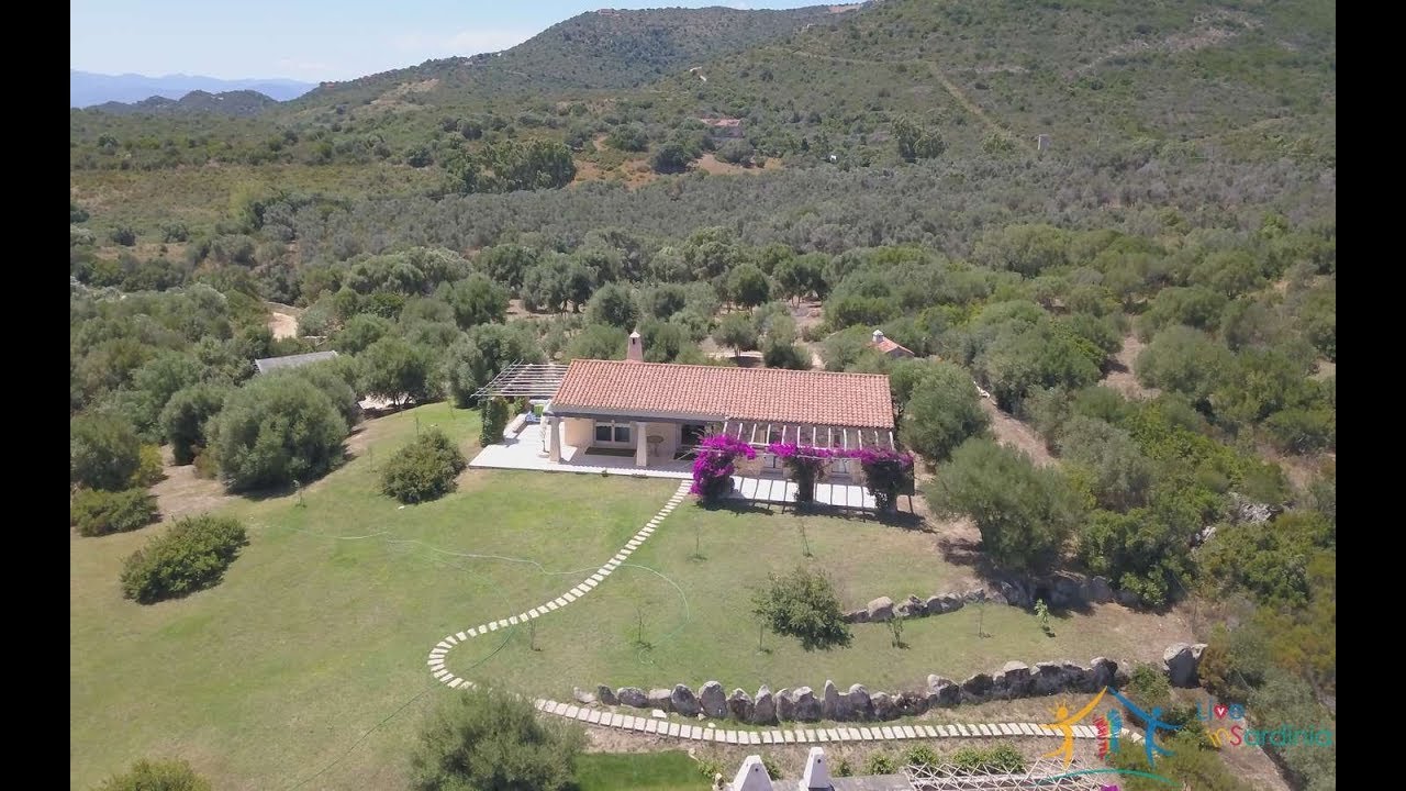 Villa for Sale in Sardinia Maison