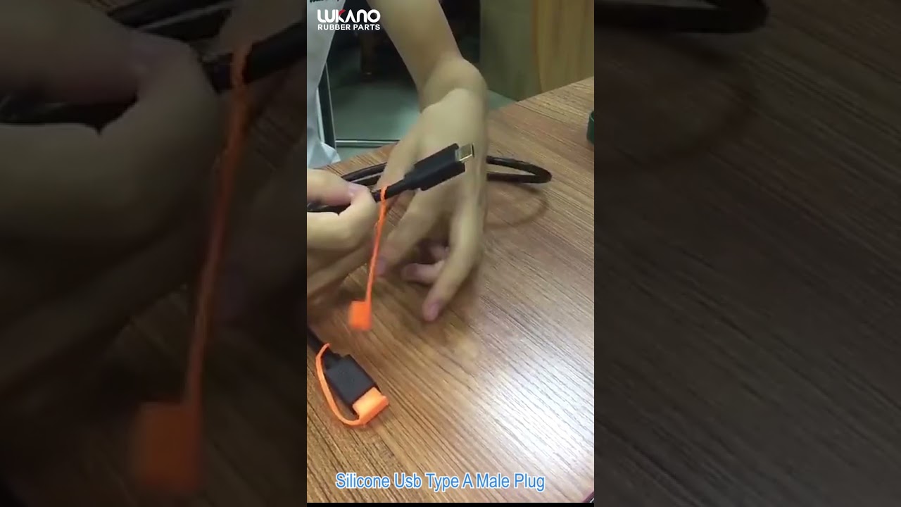 How Can I Hide My USB Port?Silicone Cover For Usb Plug/USB Dust Cover With Lanyard