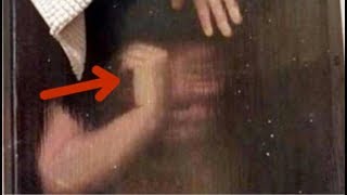 消防士は、挟まっていた女性が持っていたものを捨てた。