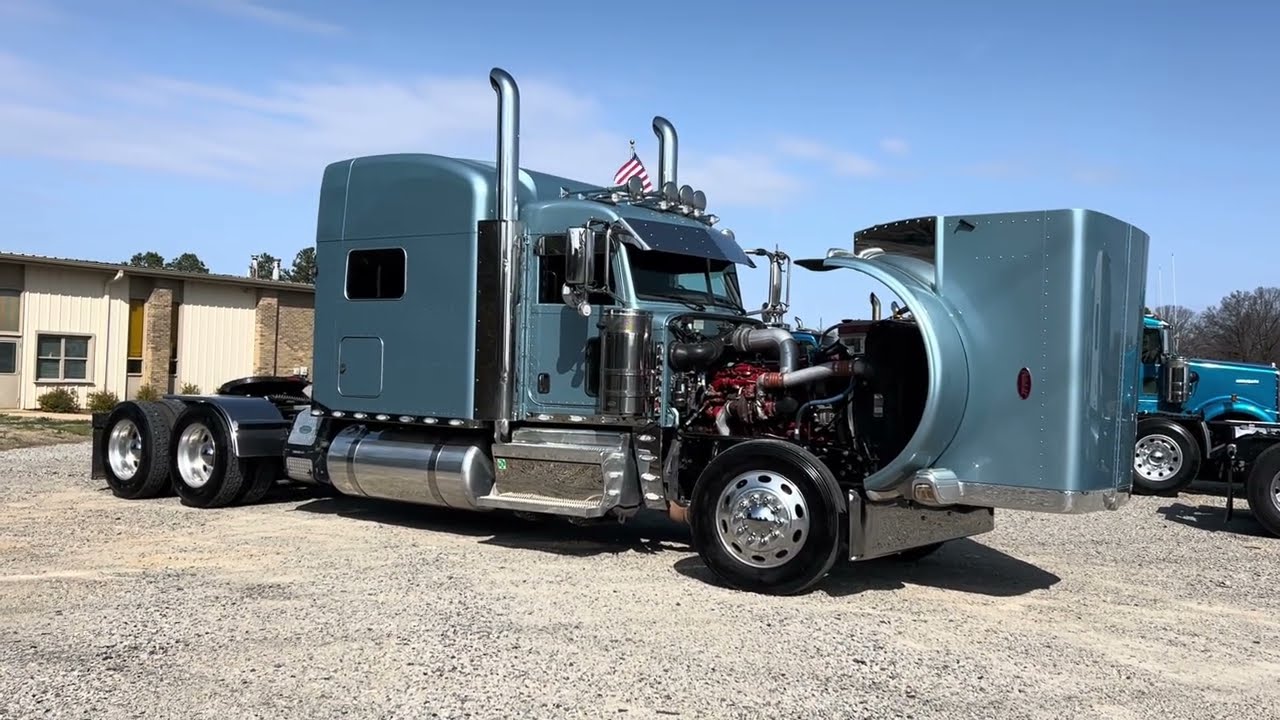 2019 Pete 389 with deleted Cummins