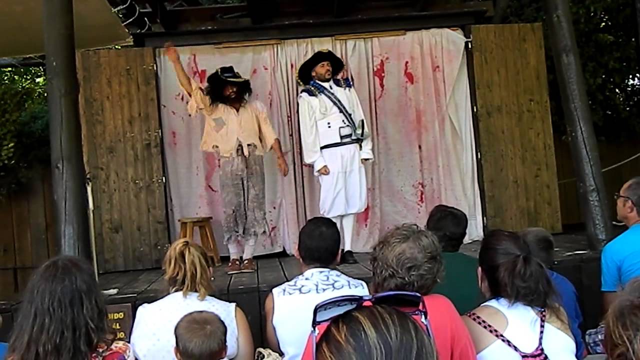 teatro del perico en isla magica