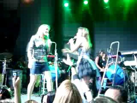 Show da Amanda e Claudia Leite em Salvador...