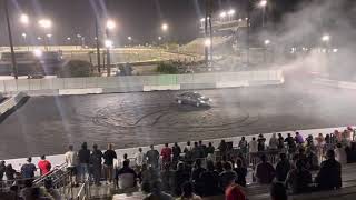 G37 sedan doing donuts - open diff ftw