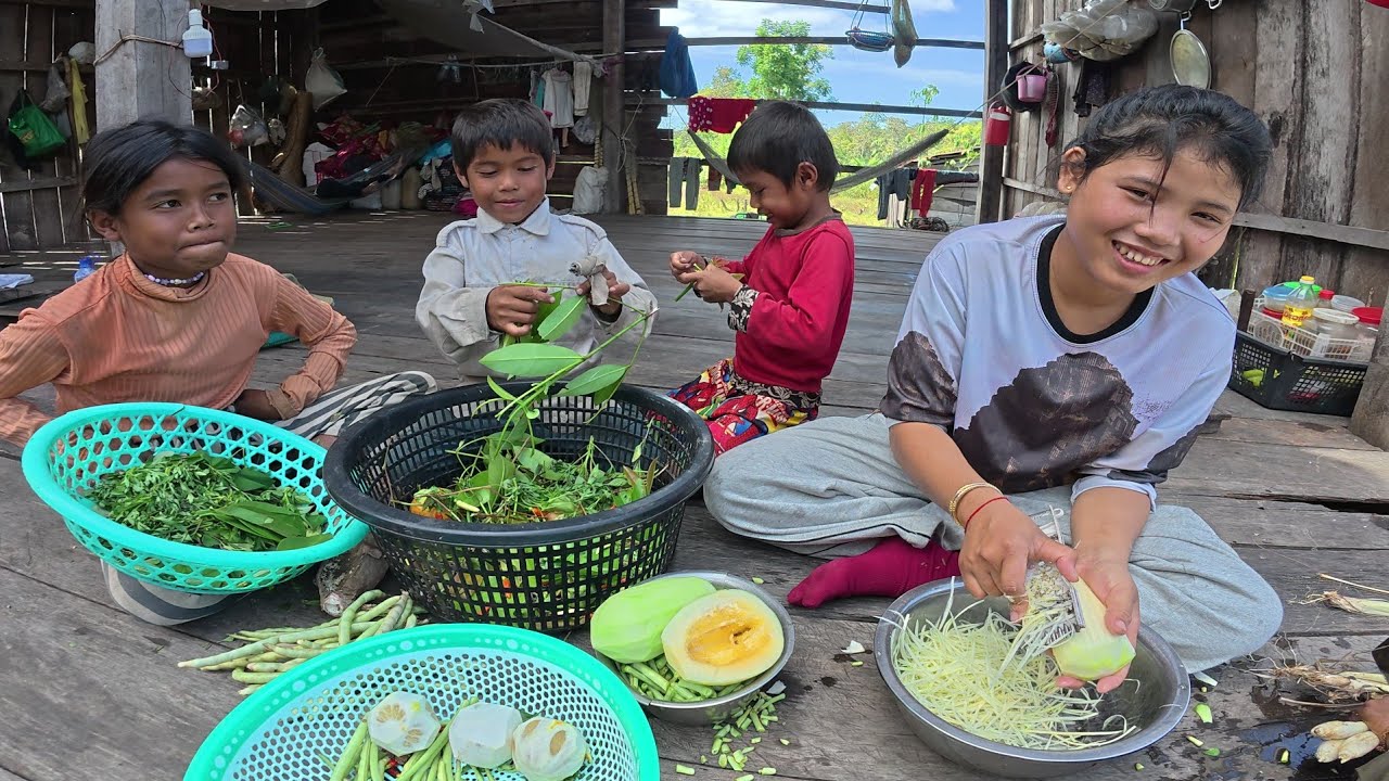 Picking vegetables near the house, crushing beans and eating together. Ep264