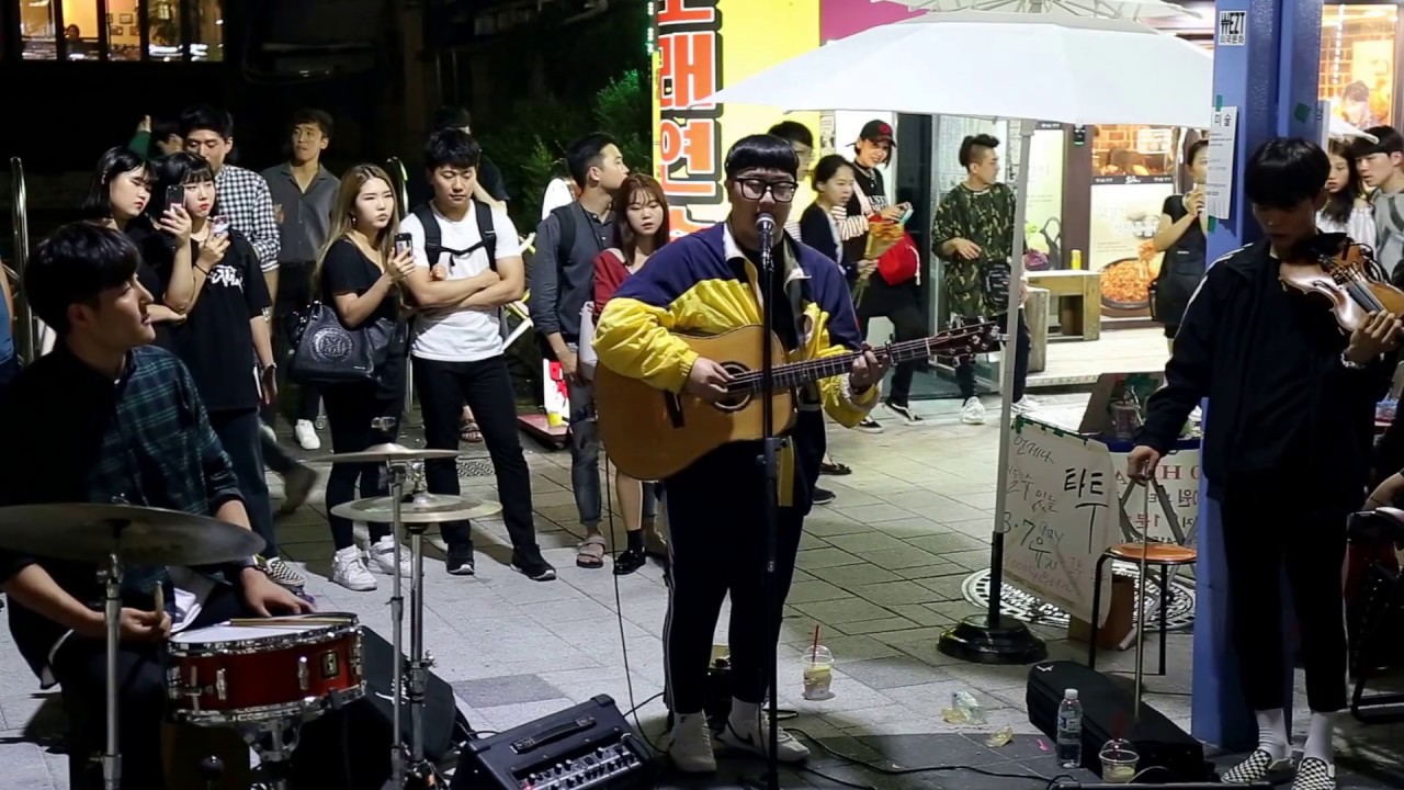 JHKTV]홍대버스킹 hong dae street busking 가능동 서른즈음(김광석)