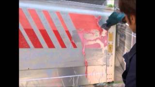 仕上げ作業-波板補修&はくり&クリアー