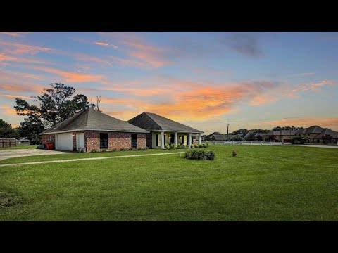 30900 SUMMER BREEZE DR, Denham Springs, LA home video tour