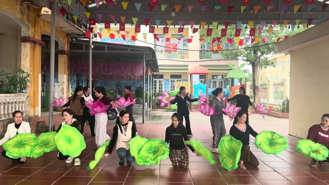 Biên Đạo múa Đảng Cho Ta Mùa Xuân