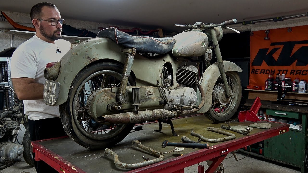 Sortie de grange - Cette Puch de 1954 n'a pas tourné depuis 60 ans...