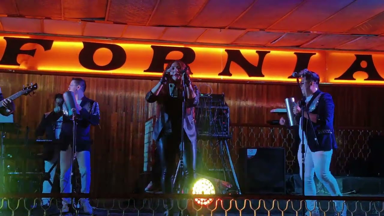 América Ávila El Nuevo Ritmo Maravilla Cumbia En Salón California Dancing Club 