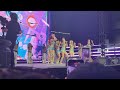 Bini live performance 