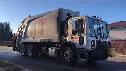 Tiger Sanitation Mack MRU McNeilus Rear Loader (Trash&Recycle)