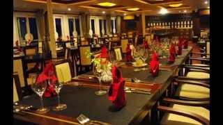 Strategi Pemasaran Hotel, Management by Upmarket World Inc
