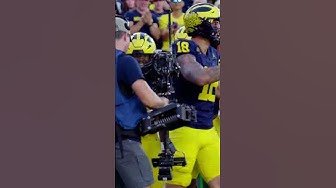Donovan Edwards Touchdown vs. Fresno State | Michigan Football thumbnail