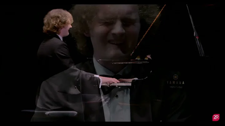Piotr Pawlak, Second Prize  at Livorno Piano Compe...