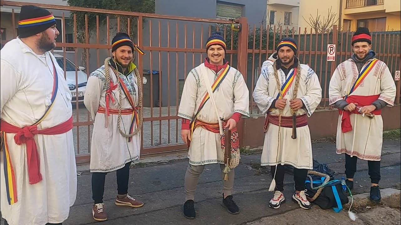 Plugușorul din Domnești pe străzi de la București, vineri 30 decembrie 2022