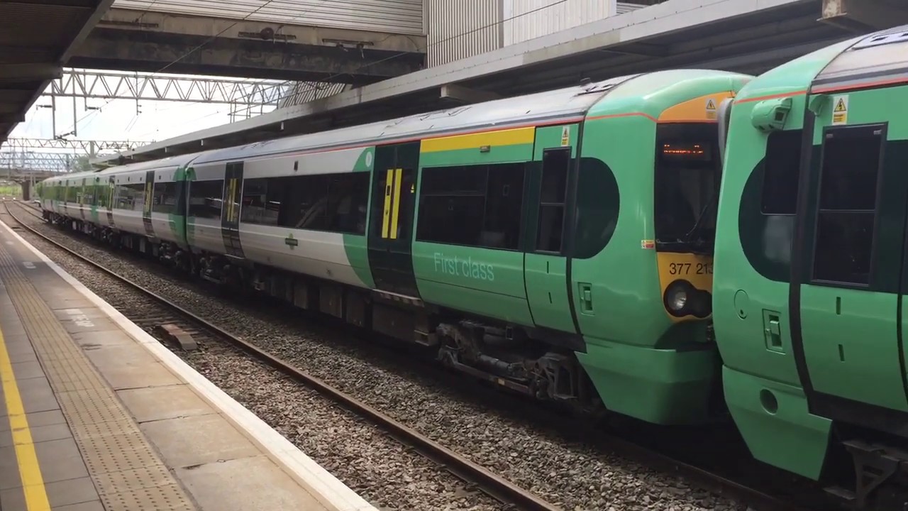 class 377 203 and 207 depart Bletchley for Milton Keynes - YouTube