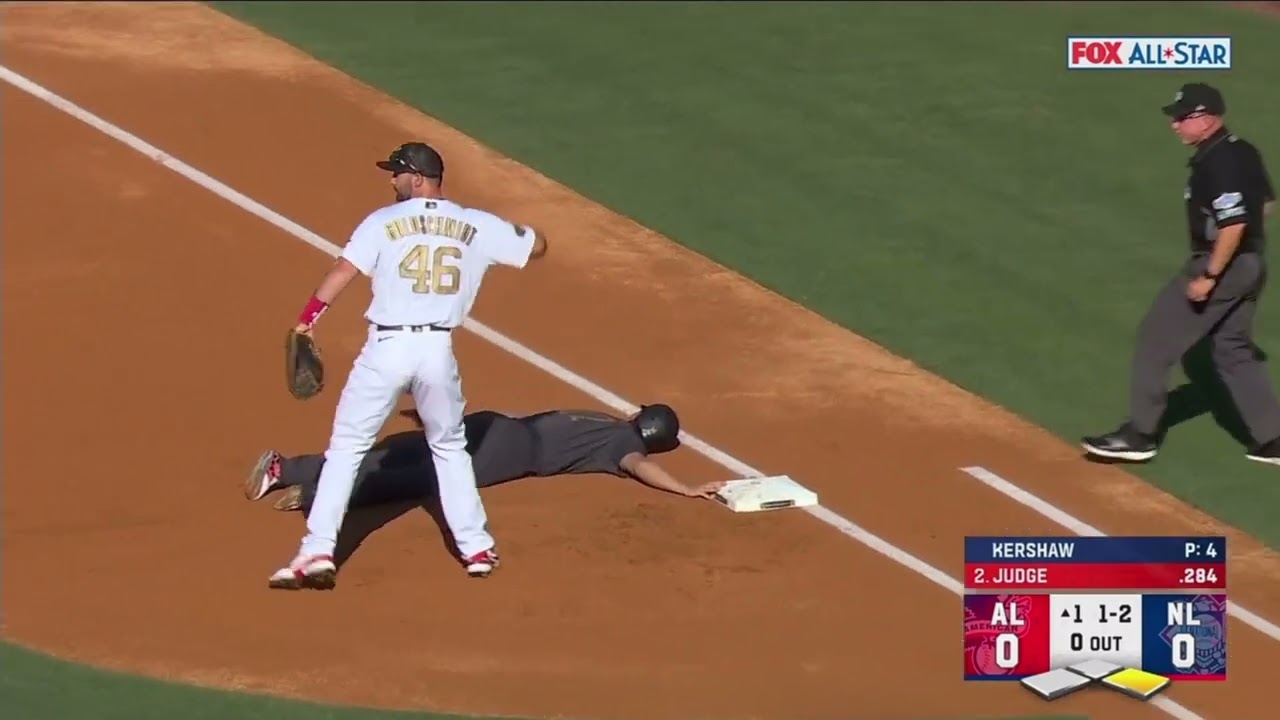 2022 MLB All-Star Game video: Shohei Ohtani picked off by Clayton Kershaw  in first inning [VIDEO] - DraftKings Network