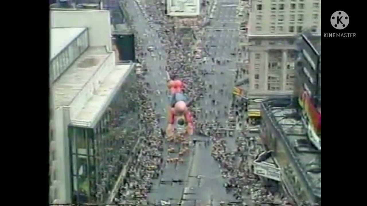macy thanksgiving day parade 1980 balloons in Times Square