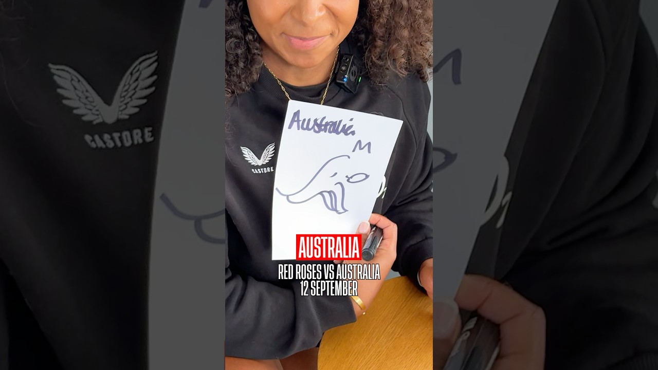 Putting the Red Roses’ art skills to work ✍️🎨