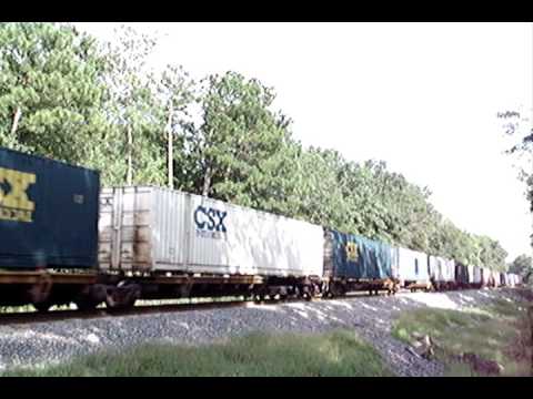 bnsf 5729 CSX Q141 intermodal train at Southland, GA