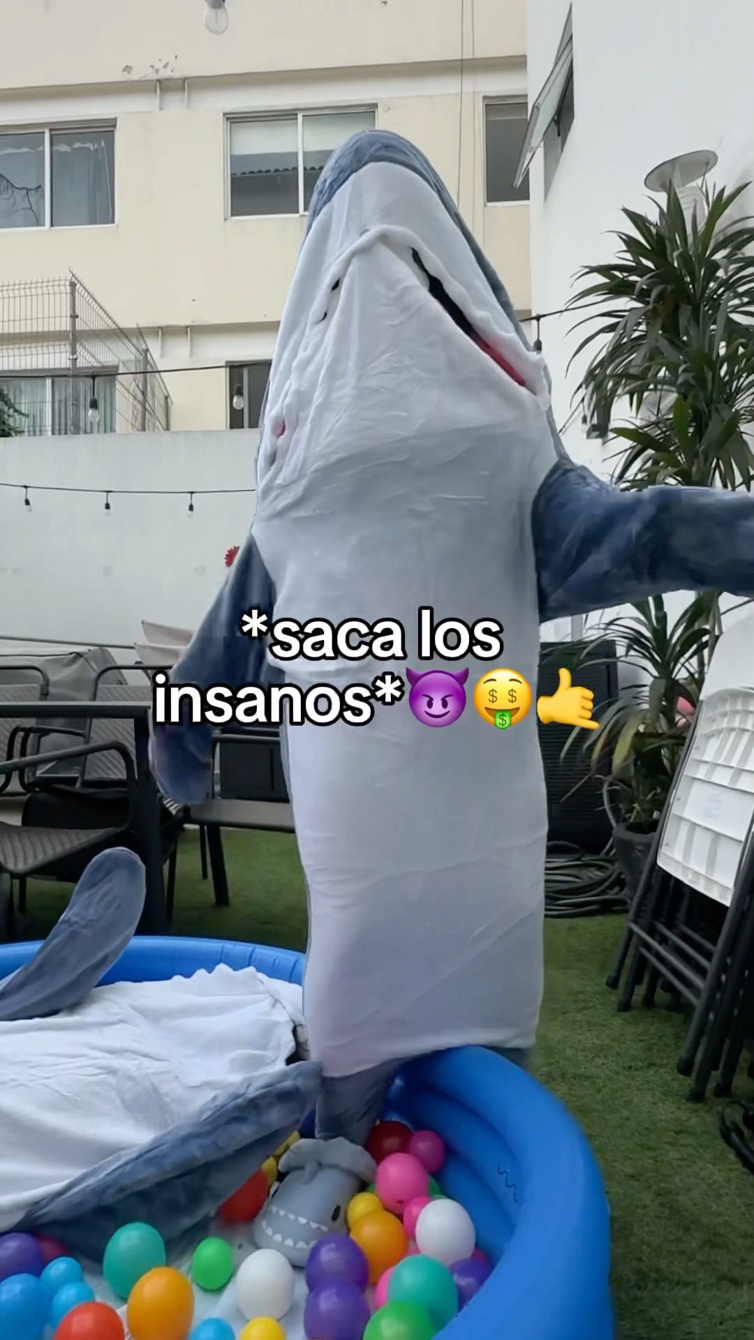 ME CONVERTÍ EN TIBURÓN