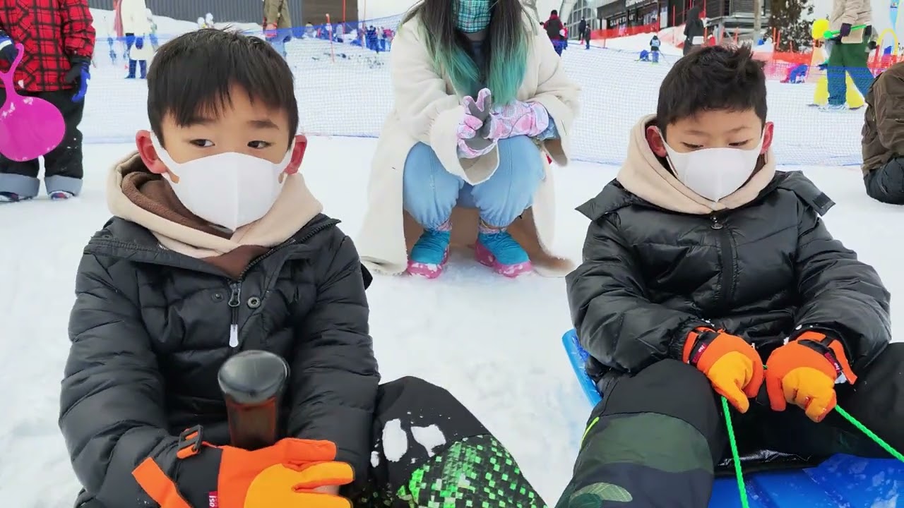 【關西大阪滋賀縣琵琶湖Biwako Valley滑雪場．琵琶湖山谷戲雪樂園Snow Land】小孩免費任玩滑雪橇放電｜雪遊びスノーランド 琵琶湖 びわ湖 Lake Biwa びわこ