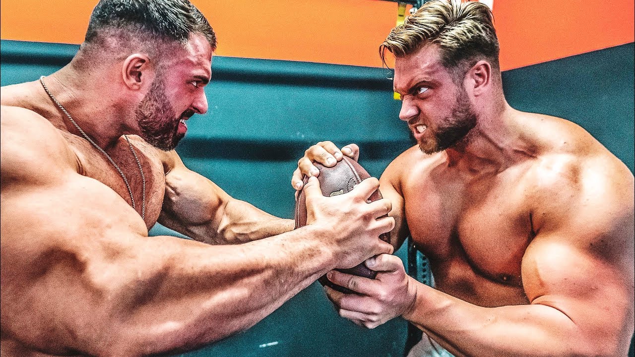 Bodybuilder vs American Football! Zu krass beim Training missbraucht ...