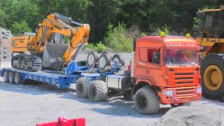 Epic RC Vehicles In Action /  Liebherr R956 Transport