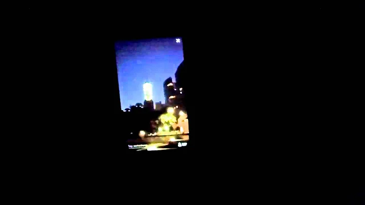 Ron Waxman periscoping New York on blue moon.