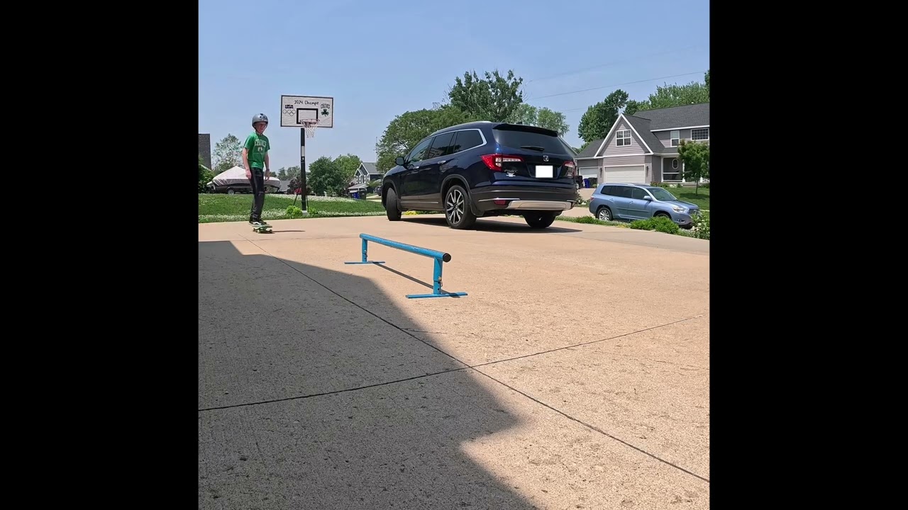 Kickflip/lipslide 🛹